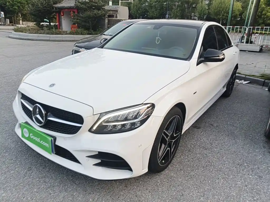 Mercedes-Benz C-Class 2021