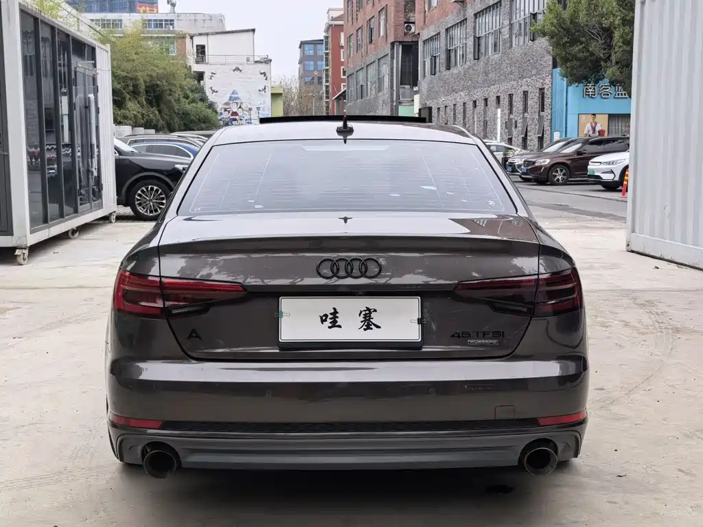 Audi A4L 2018 — фото 7