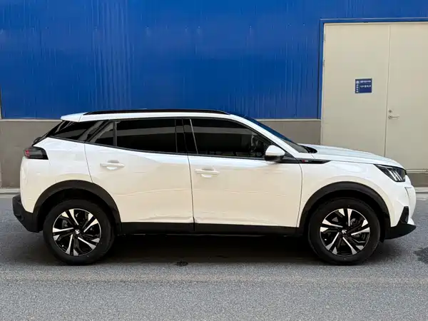Peugeot 2008 2025