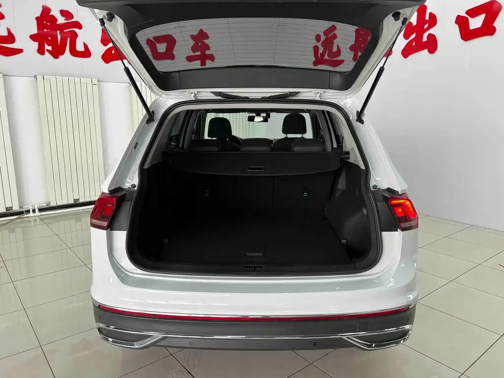 Volkswagen Tiguan L 2022 — фото 19