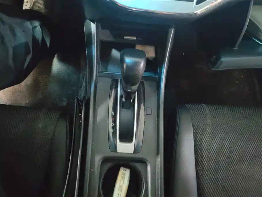 Honda Jade 2014 — фото 16