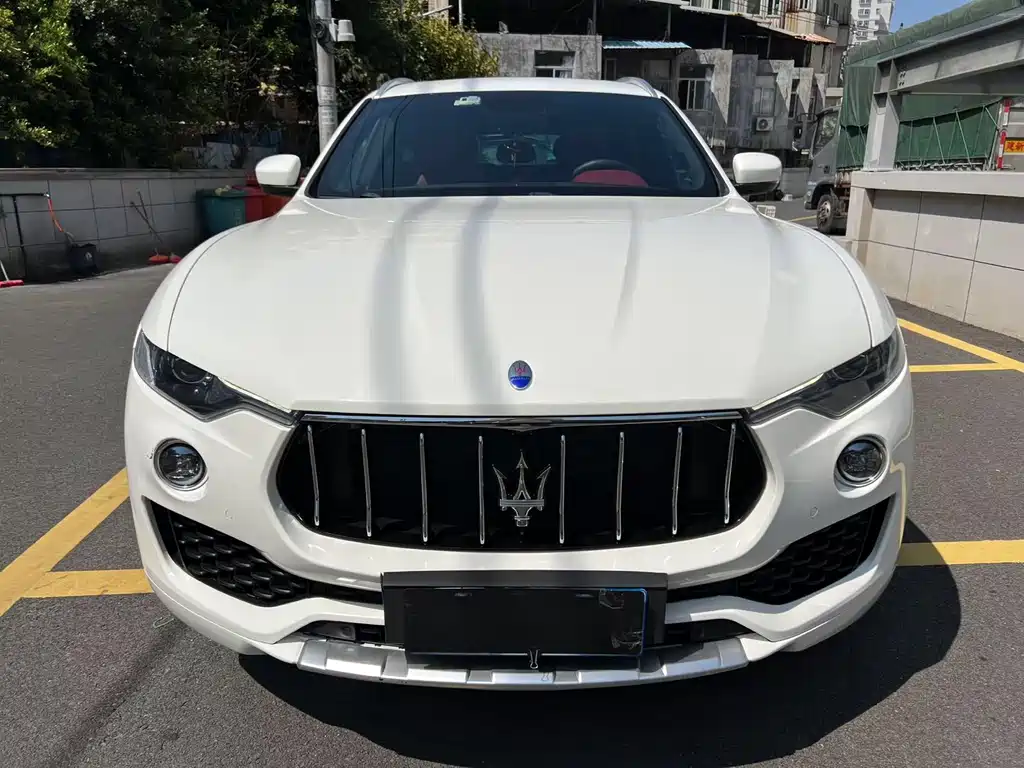 Maserati Levante 2017 — фото 2