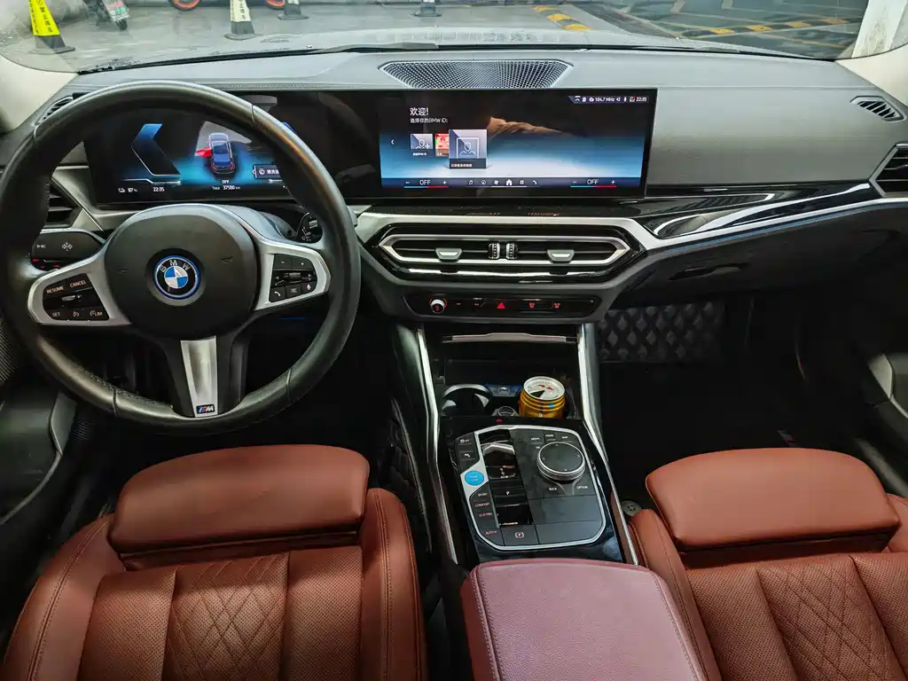 BMW i3 2024 — фото 4