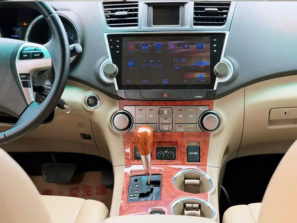 Toyota Highlander 2014 — фото 16