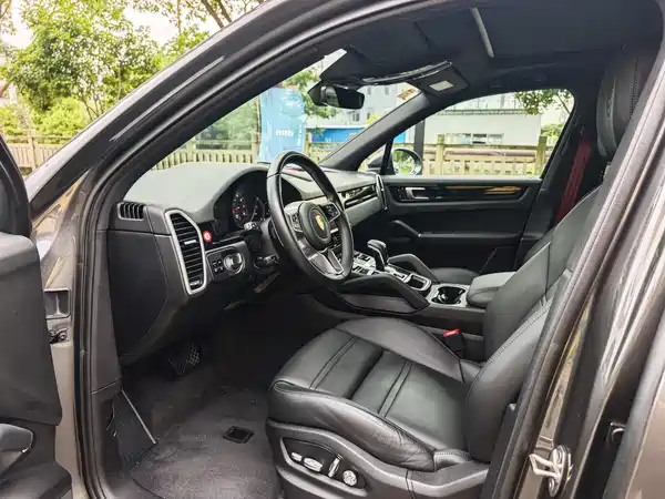 Porsche Cayenne 2019