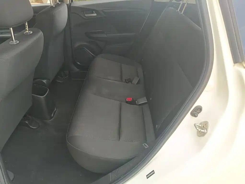 Honda Fit 2018 — фото 17