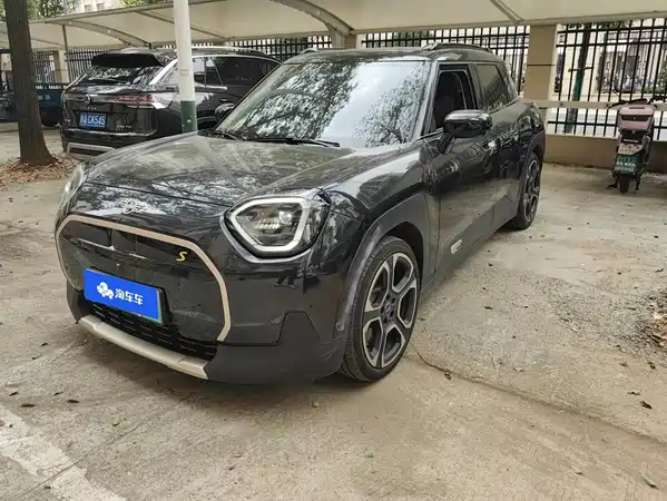 MINI Aceman 2024