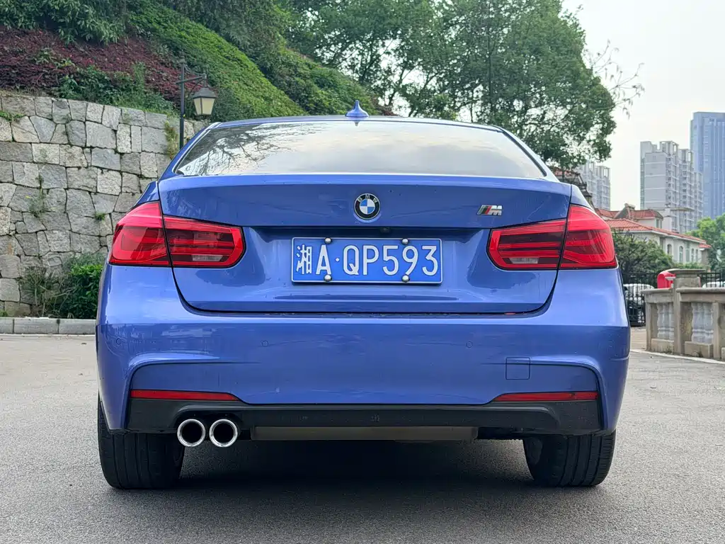 BMW 3 Series 2018 — фото 5