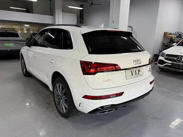 Audi Q5L 2023