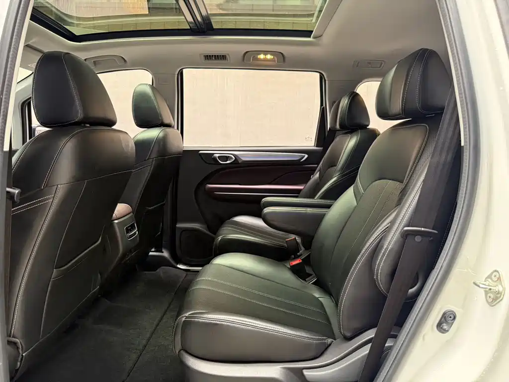 GAC Trumpchi M6 2022 — фото 10