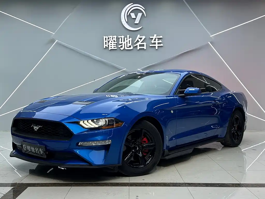 Ford Mustang 2019 — фото 1