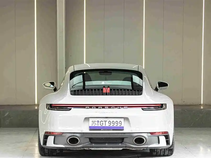 Porsche 911 2021 — фото 4