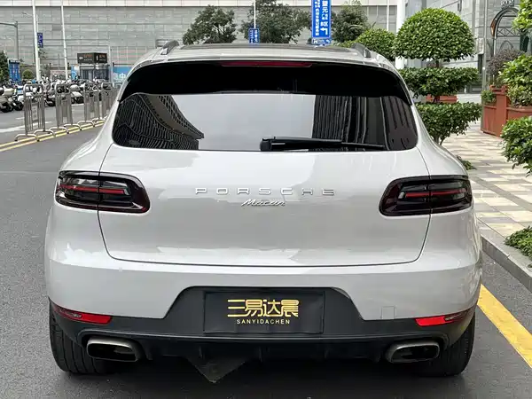 Porsche Macan 2017