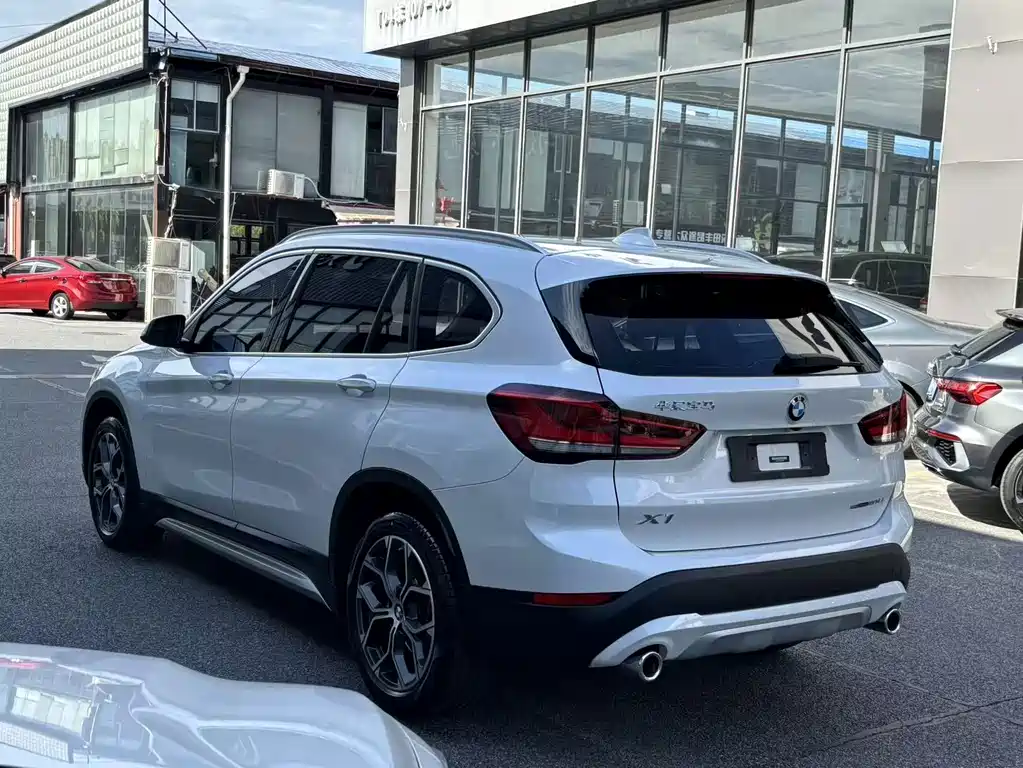 BMW X1 2022 — фото 11