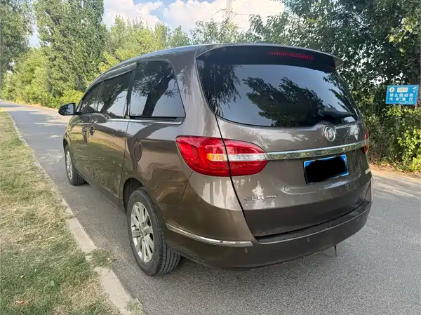 Buick GL8 2017