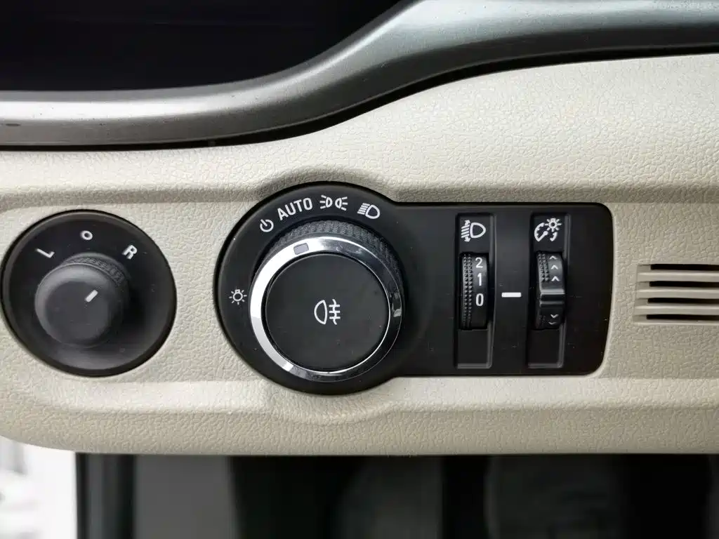 Buick Excelle 2018 — фото 21