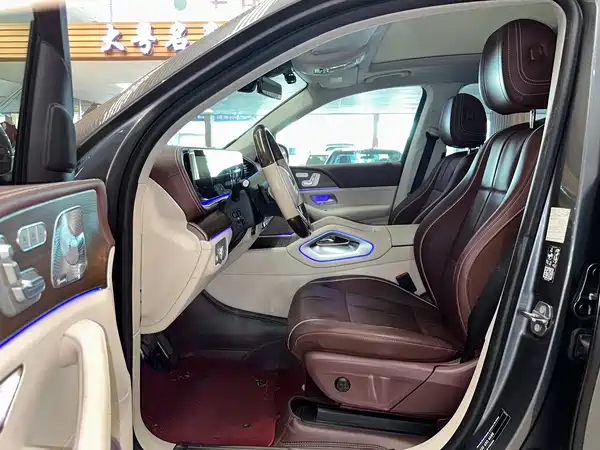 Mercedes-Benz GLS 2021