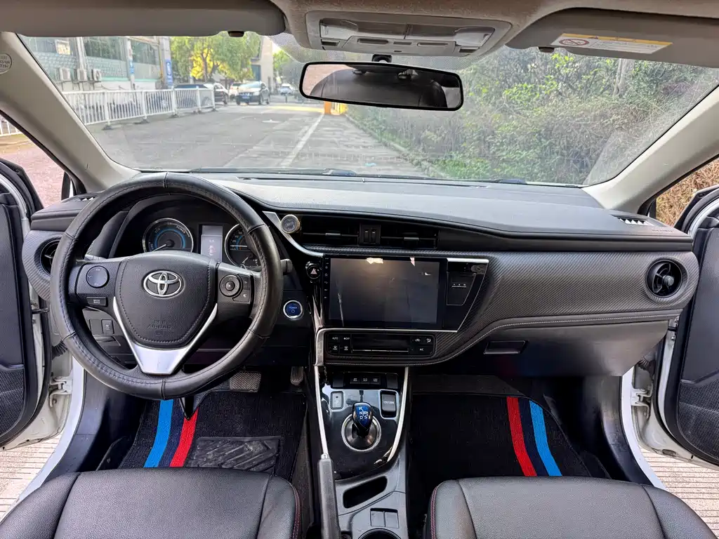 Toyota Levin 2018 — фото 13
