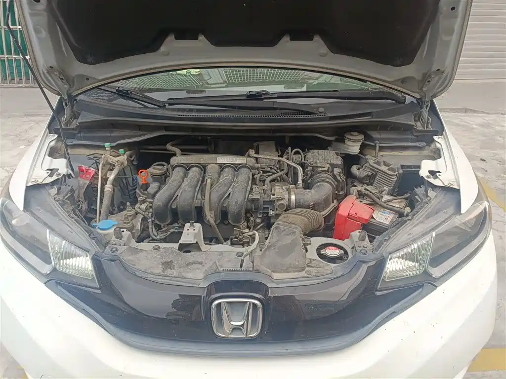 Honda Fit 2017 — фото 16
