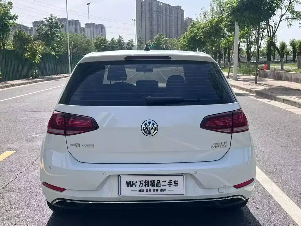 Volkswagen Golf 2020