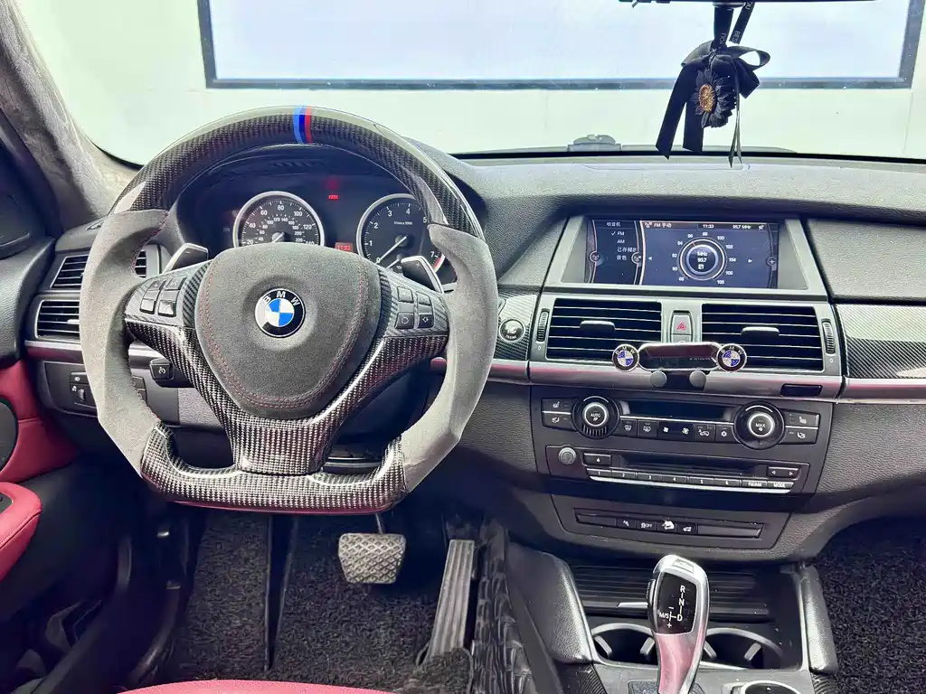 BMW X6 2012 — фото 11