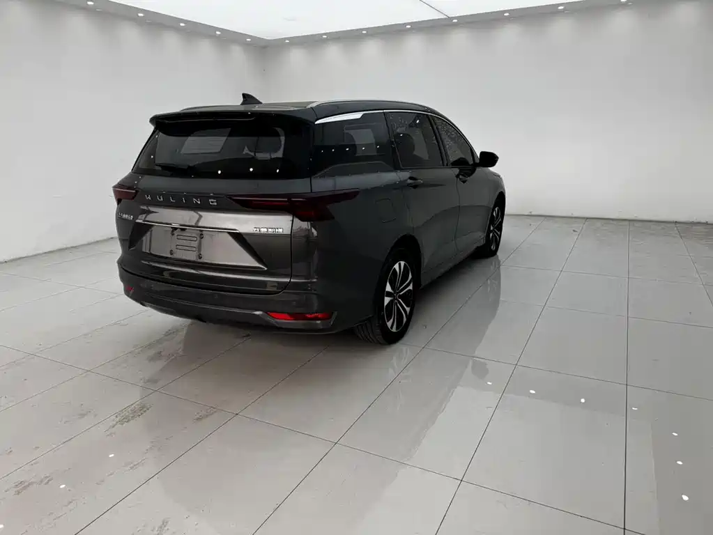 Wuling Victory 2021 — фото 10