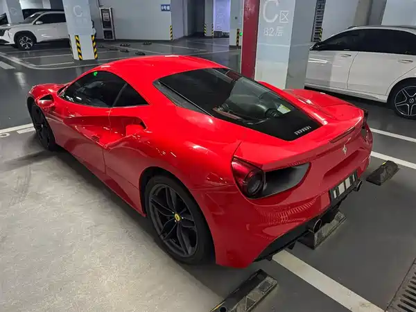 Ferrari 488 2015