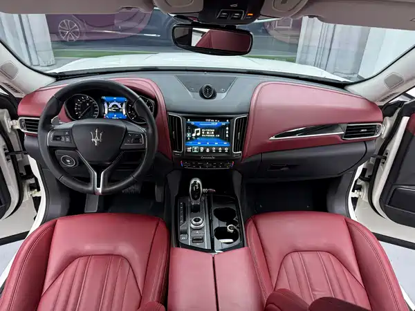 Maserati Levante 2016