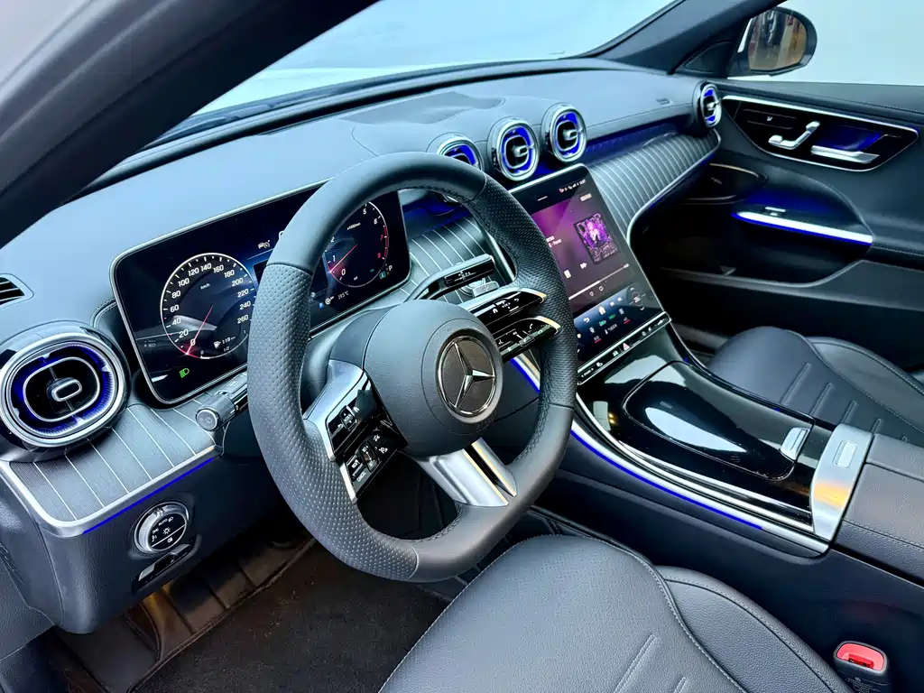 Mercedes-Benz C-Class 2023 — фото 14
