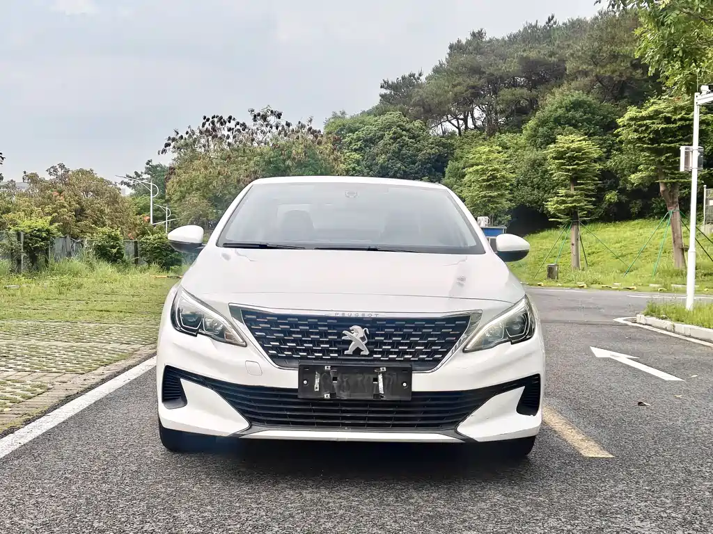 Peugeot 408 2019