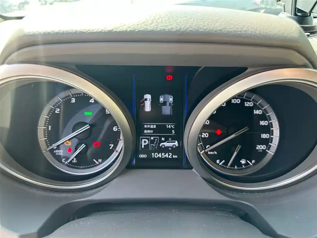 Toyota Prado 2016 — фото 12