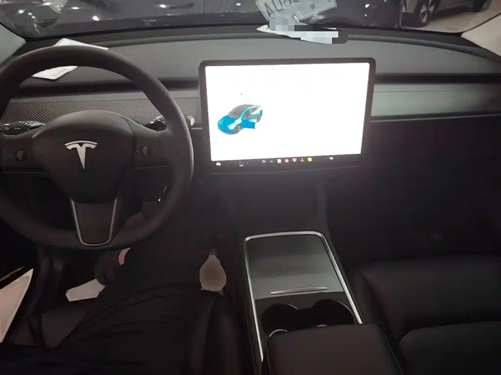 Tesla Model Y 2023 — фото 10
