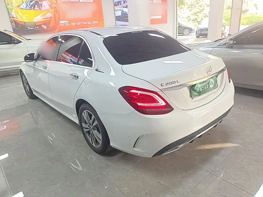 Mercedes-Benz C-Class 2020