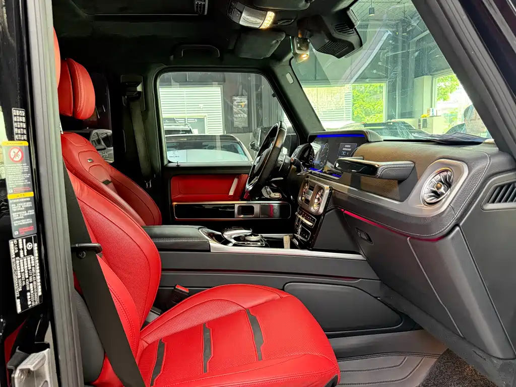 Mercedes-Benz G-Class AMG 2023 — фото 17
