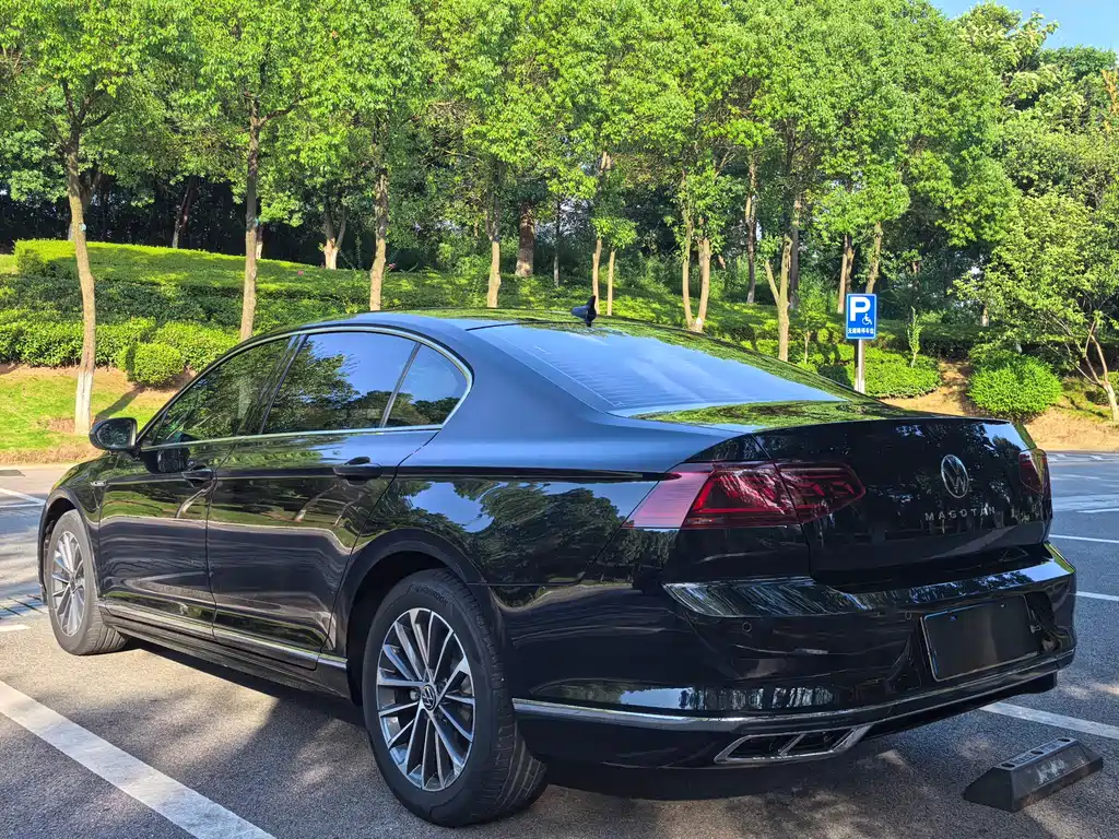 Volkswagen Magotan 2023