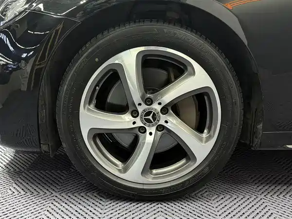 Mercedes-Benz E-Class 2017