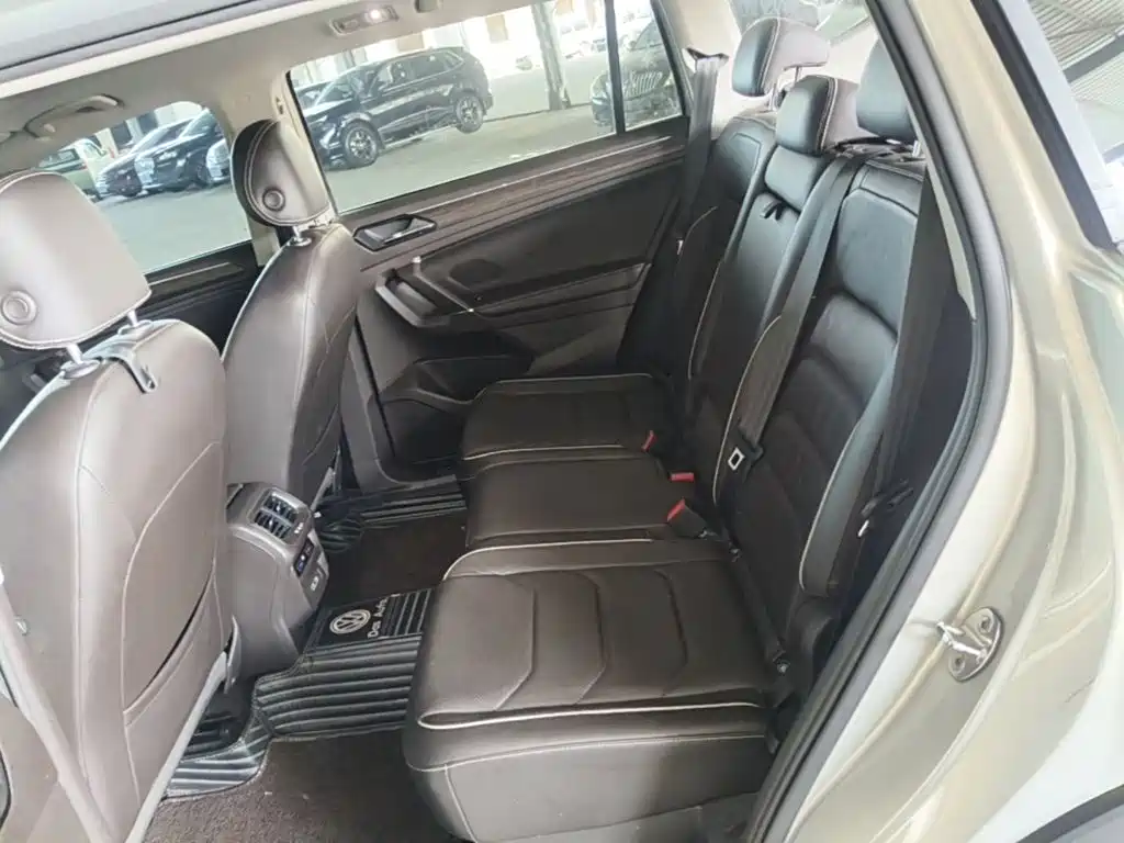 Volkswagen Tiguan L 2017 — фото 17