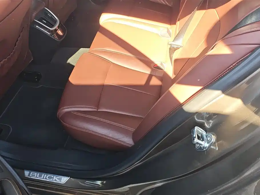Buick LaCrosse 2016 — фото 11