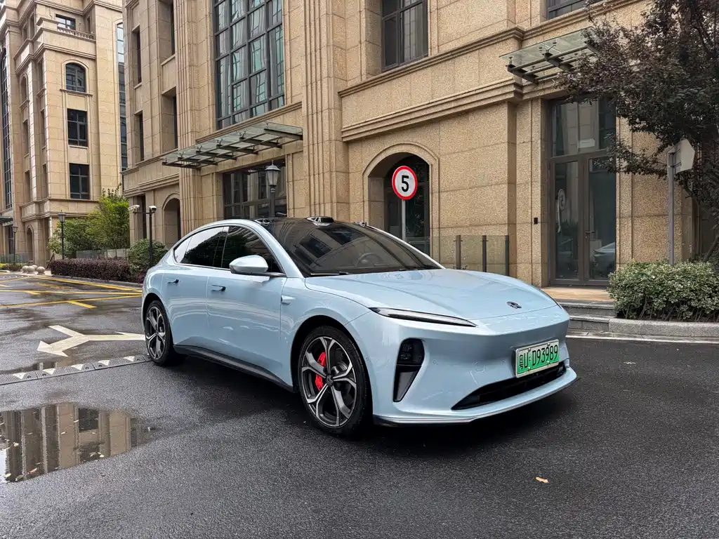 NIO ET5 2022
