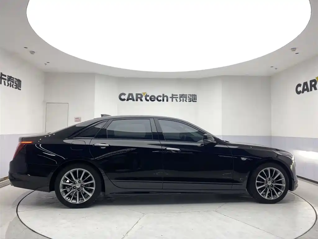 Cadillac CT6 2023 — фото 4