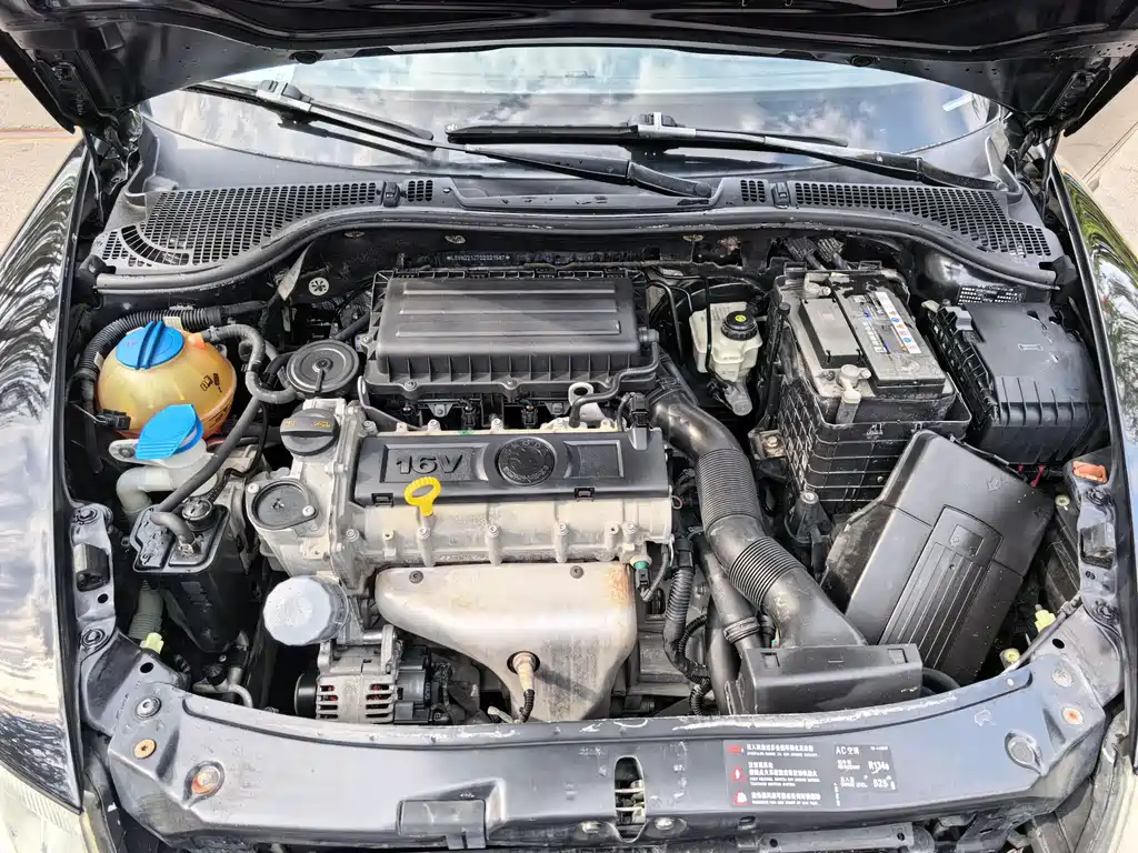 Skoda Octavia 2013 — фото 10