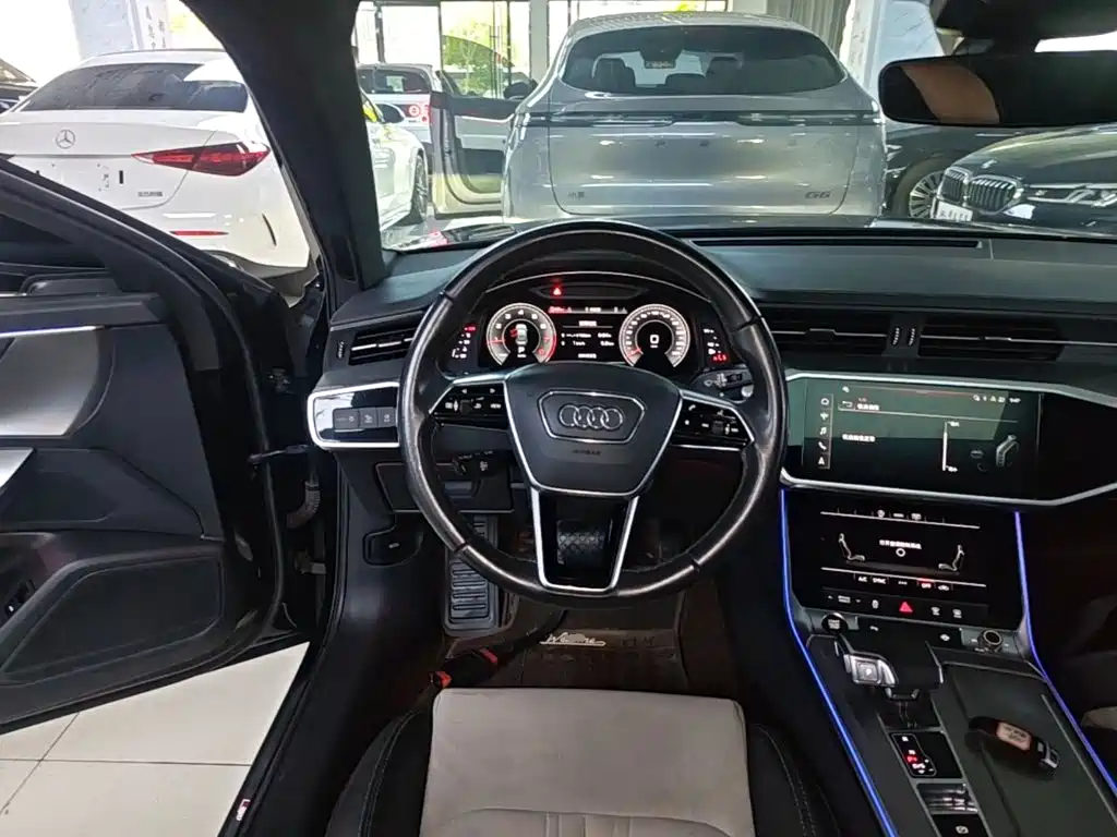 Audi A6L 2021