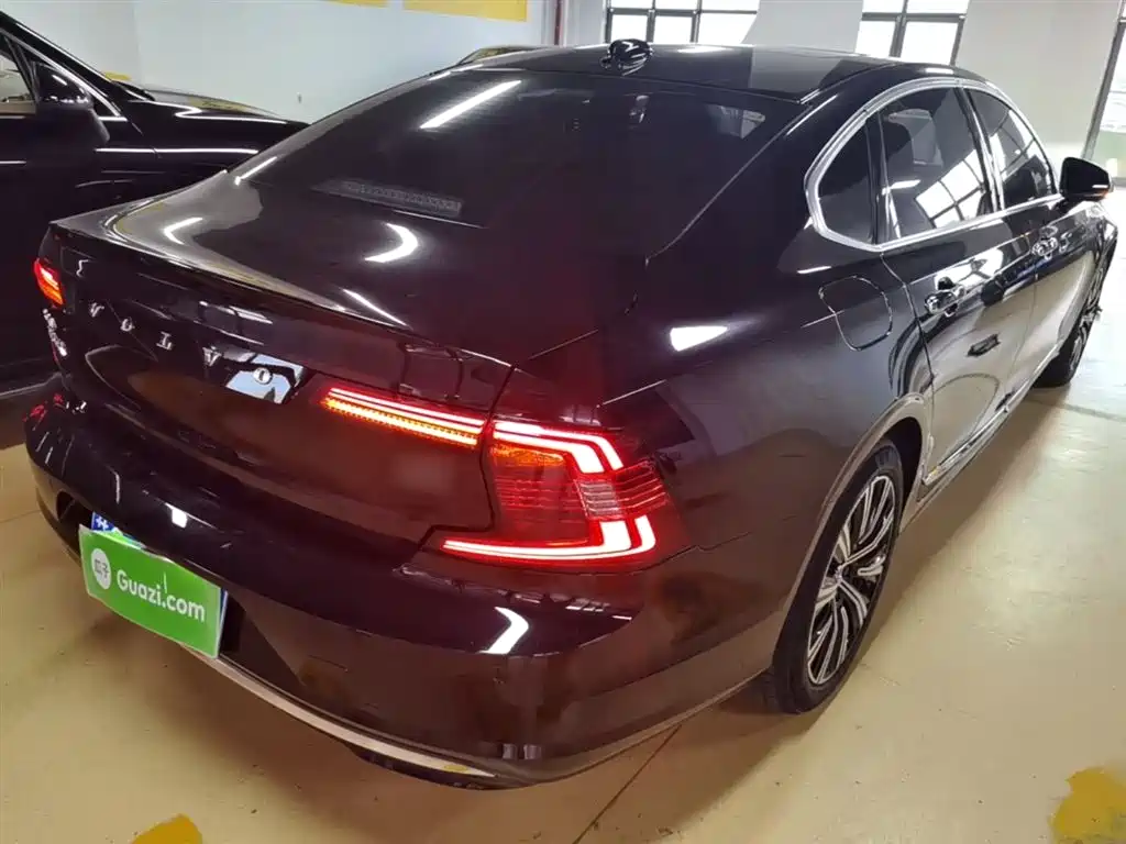Volvo S90 2022 — фото 7