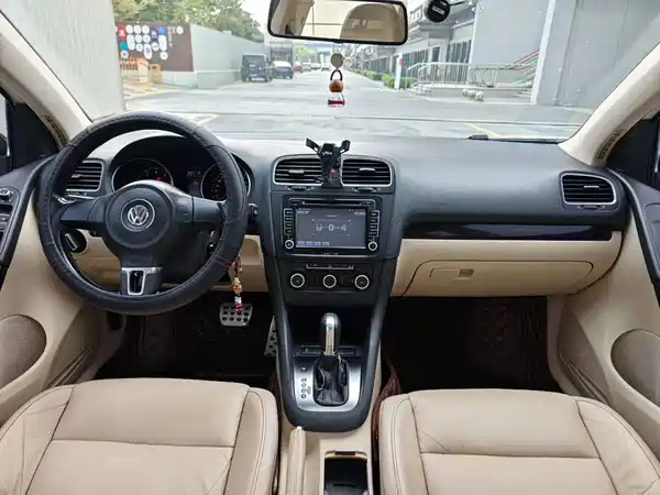 Volkswagen Golf 2013
