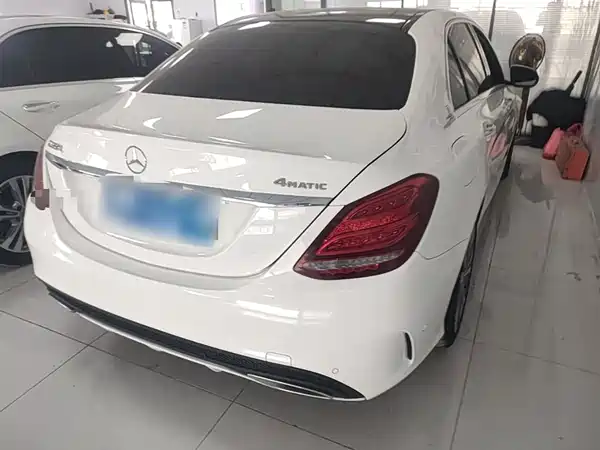 Mercedes-Benz C-Class 2017