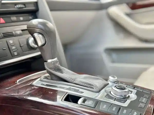 Audi A6L 2011