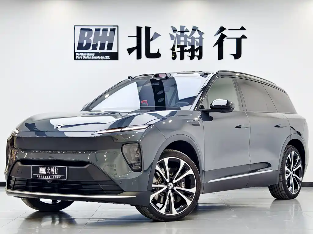 NIO ES8 2023