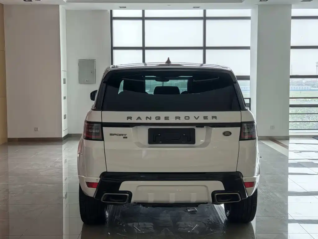 Land Rover Sport 2020 — фото 10