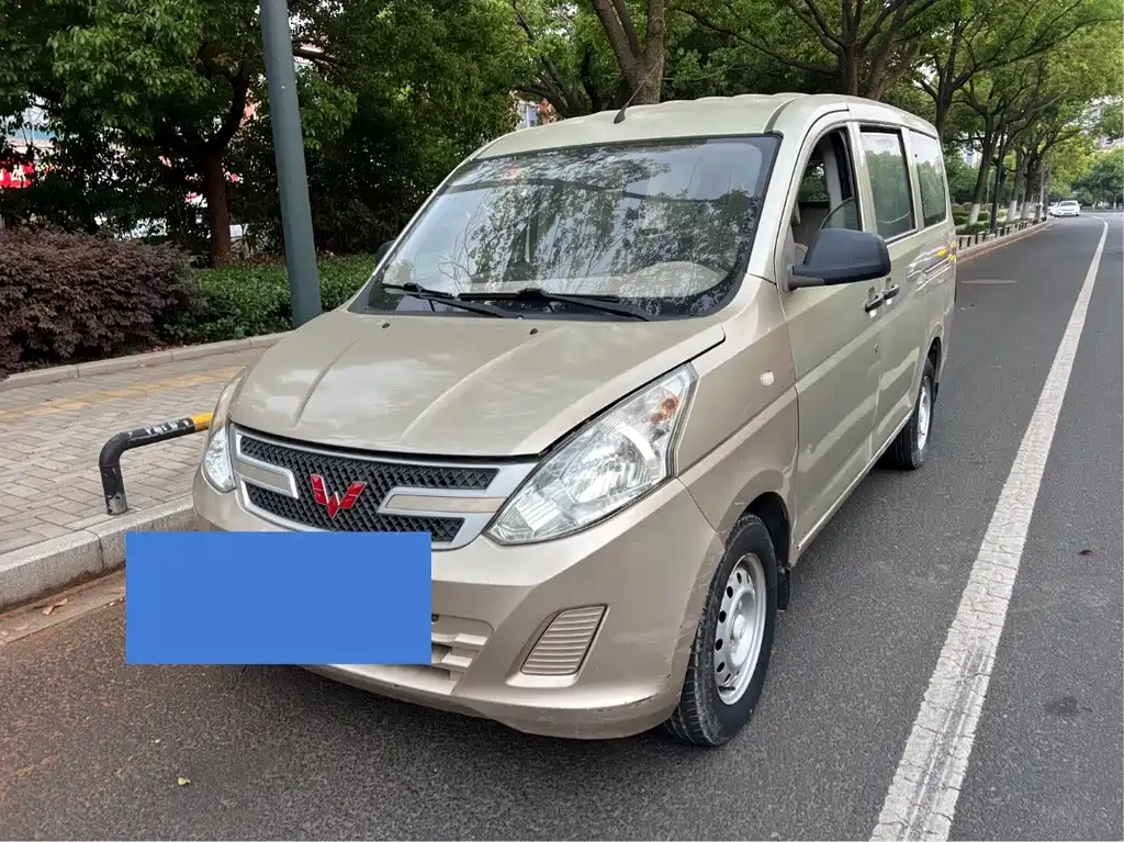 Wuling Rongguang V 2017 — фото 3