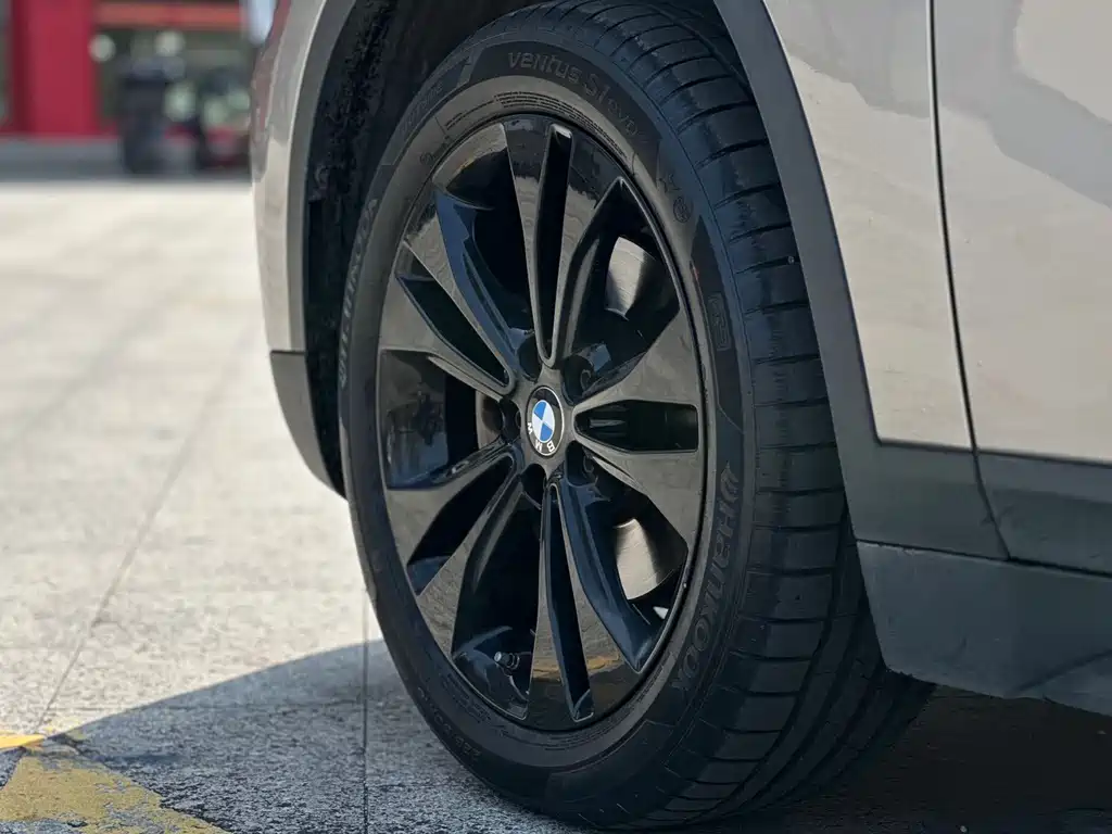 BMW X1 2022 — фото 11